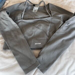 BO+TEE Grey Ribbed Long Sleeve Crop Top